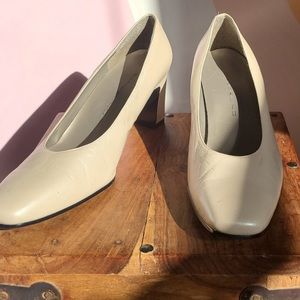 Retro Off White Heels